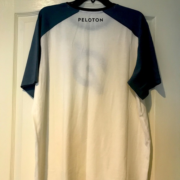 Peloton T-shirt NWT - Picture 2 of 4